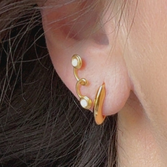 14k Gold Vermeil Opal Stud Earrings - Picture 4 of 13